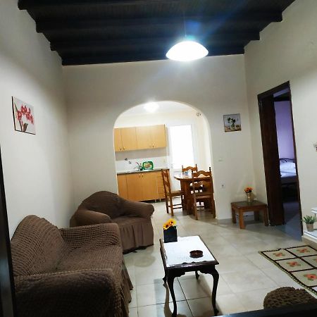 Magia'S House Apartment Kato Korakiana Екстериор снимка