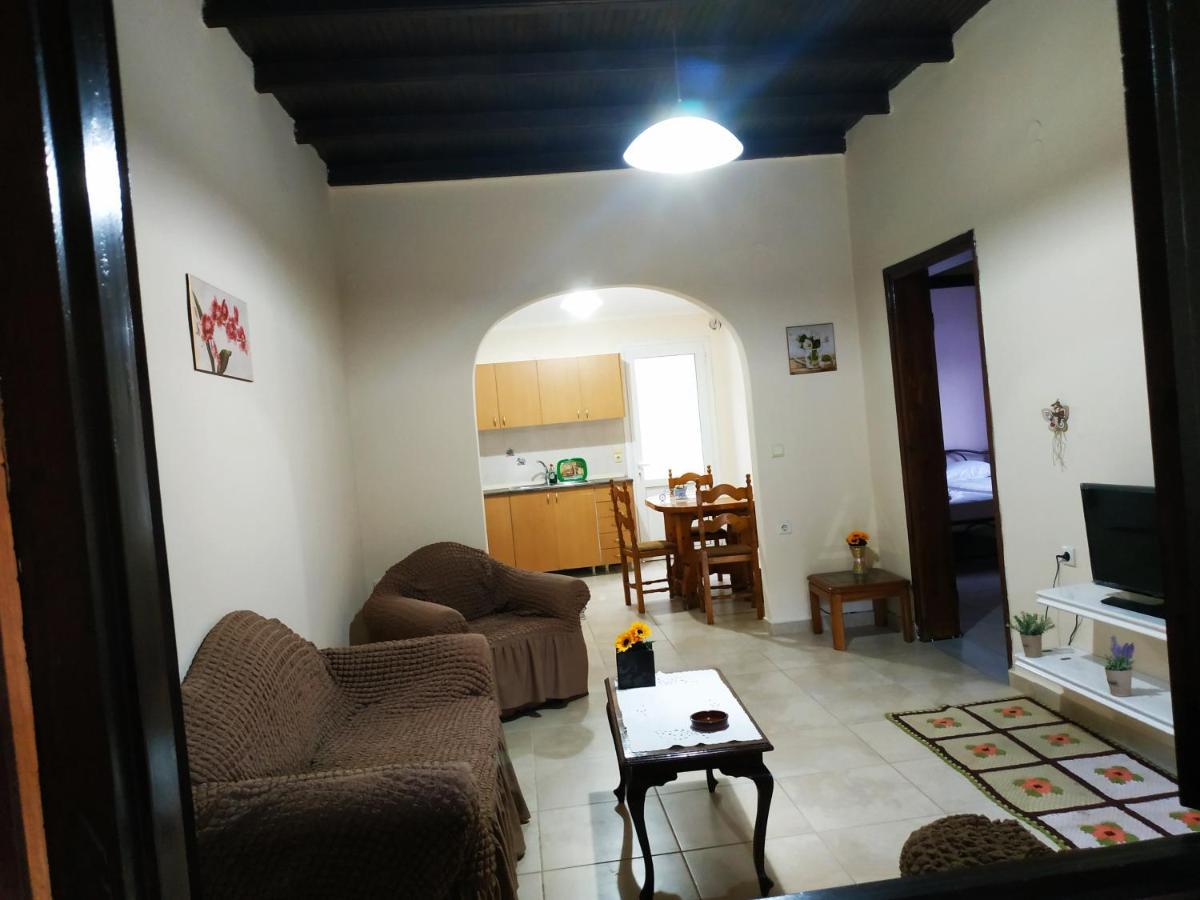 Magia'S House Apartment Kato Korakiana Екстериор снимка